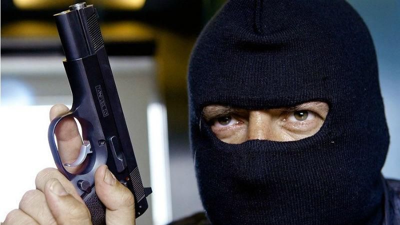 Озброєний чоловік намагався пограбувати банк у Німеччині