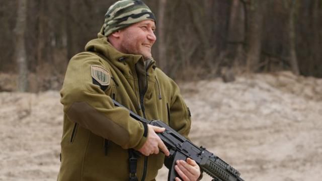 Ярош в деталях показав тренувальну базу бійців-добровольців Ярош в деталях показав тренувальну базу бійців-добровольців