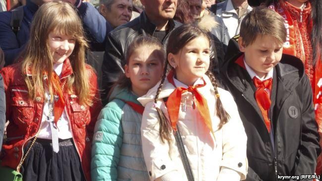 В Севастополе принимали в партию и комсомол В Севастополе принимали в партию и комсомол