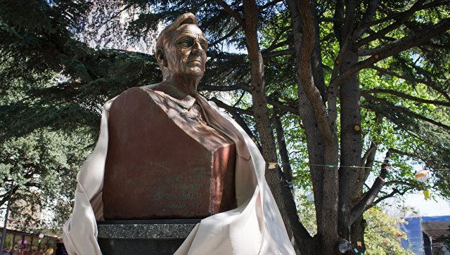 В окупованому Криму відкрили пам'ятник американському президенту
