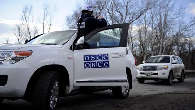 Підрив авто ОБСЄ на Донбасі: кількість постраждалих зросла, з'явились нові деталі Підрив авто ОБСЄ на Донбасі: кількість постраждалих зросла, з'явились нові деталі