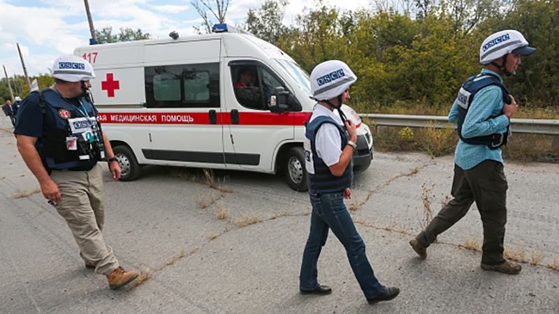 Геращенко рассказал, из-за чего взорвалось авто СММ ОБСЕ на Донбассе