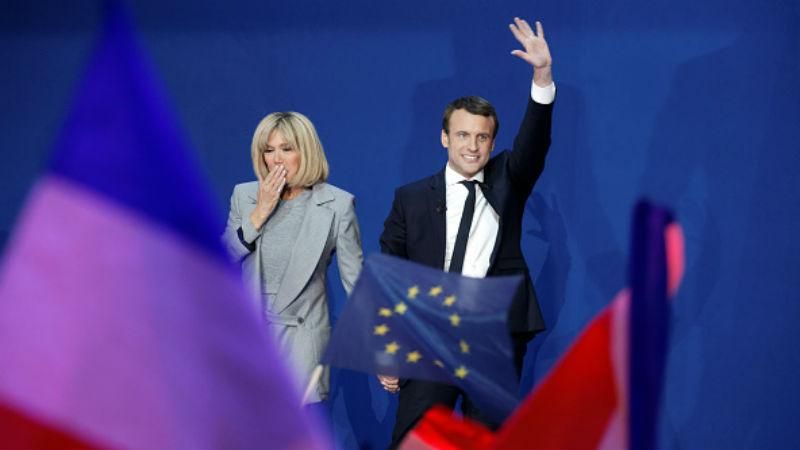 Перемога і поразка. Яскраві фотографії першого туру президентських виборів Перемога і поразка. Яскраві фотографії першого туру президентських виборів