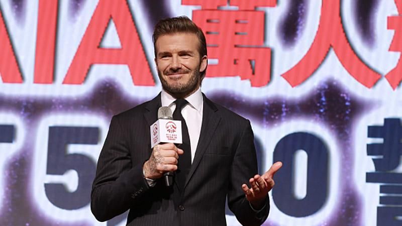 Девід Бекхем – футбольна легенда та ікона чоловічого стилю Девід Бекхем – футбольна легенда та ікона чоловічого стилю