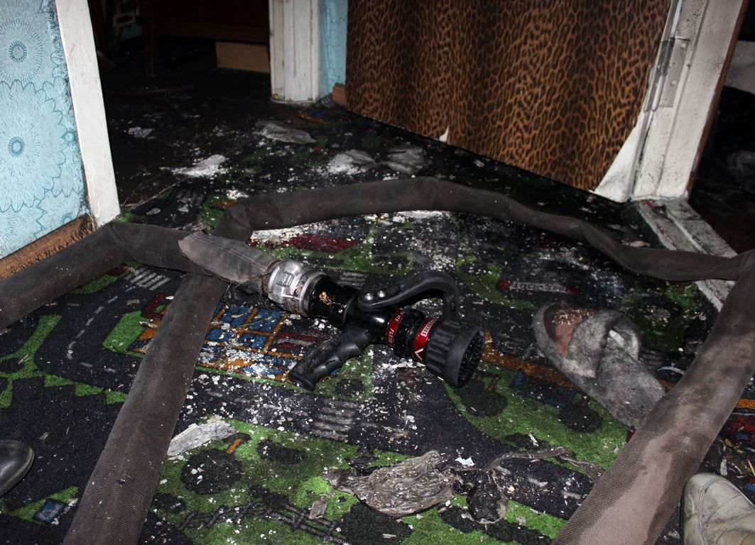 У Черкасах через пожежу загинули двоє малюків: фото