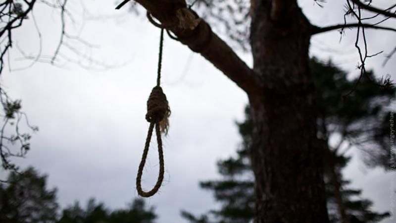 Ужасное самоубийство школьника произошло в Житомирской области