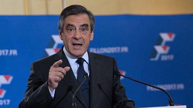 Українці вимагають зробити кандидата у президенти Франції персоною нон-грата Українці вимагають зробити кандидата у президенти Франції персоною нон-грата