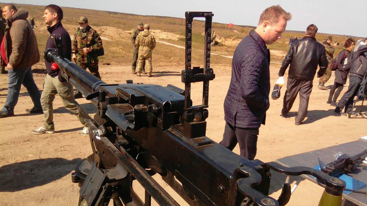 Українські розробники презентували нову зброю для військових