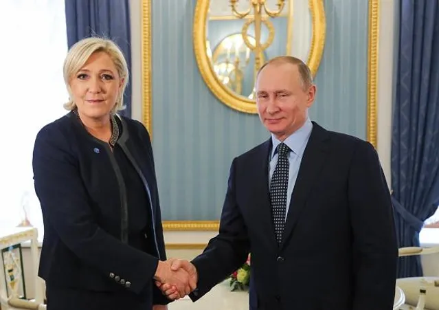 Ле Пен зустрілась з Путіним у Москві
