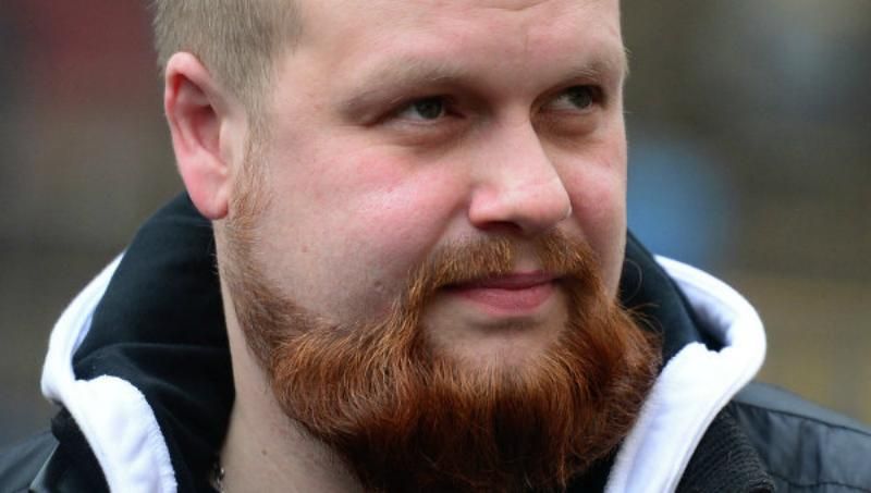 Російський суд засудив лідера націоналістичного руху на 2,5 роки
Російський суд засудив лідера націоналістичного руху на 2,5 роки