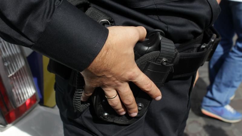 Поліцейський вистрелив у колегу в Запоріжжі