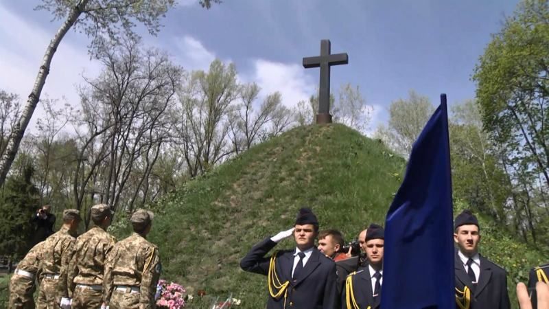 В Києві провели панахиду за загиблими ліквідаторами аварії на ЧАЕС
