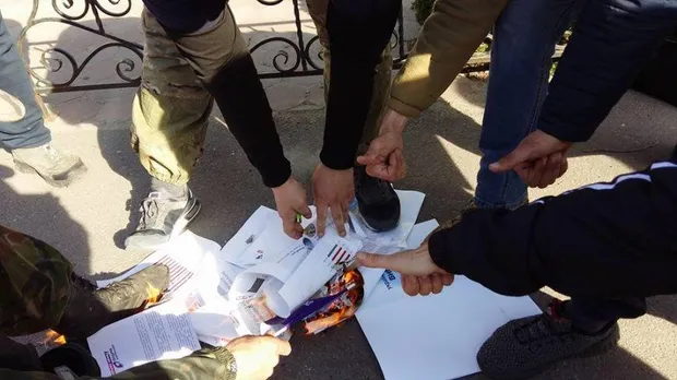 Соратники Медведчука спробували зустрітись в Конотопі Соратники Медведчука спробували зустрітись в Конотопі