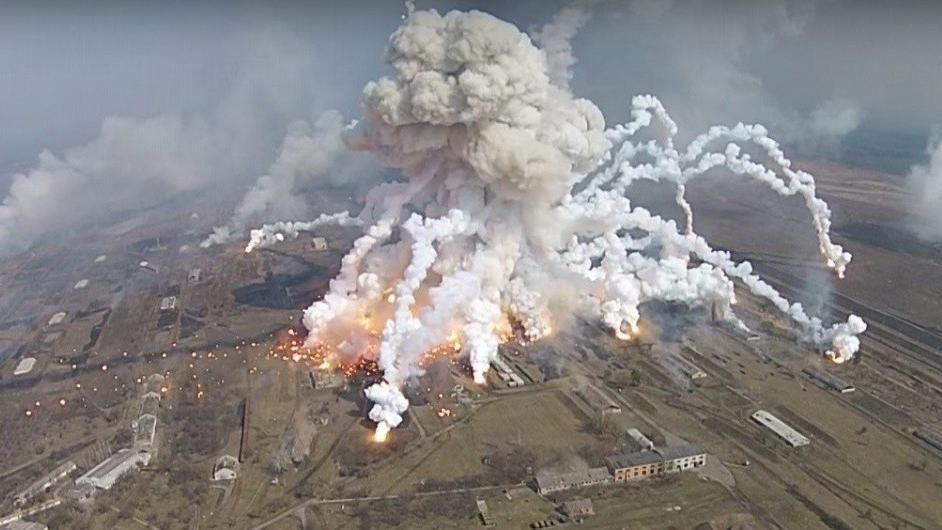 Взрывы на складах в Балаклее: появились новые неожиданные детали Взрывы на складах в Балаклее: появились новые неожиданные детали