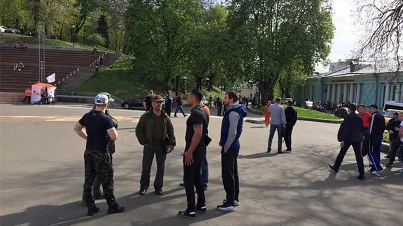 "Правий сектор" заважає зробити інсталяцію до Євробачення в Києві "Правий сектор" заважає зробити інсталяцію до Євробачення в Києві