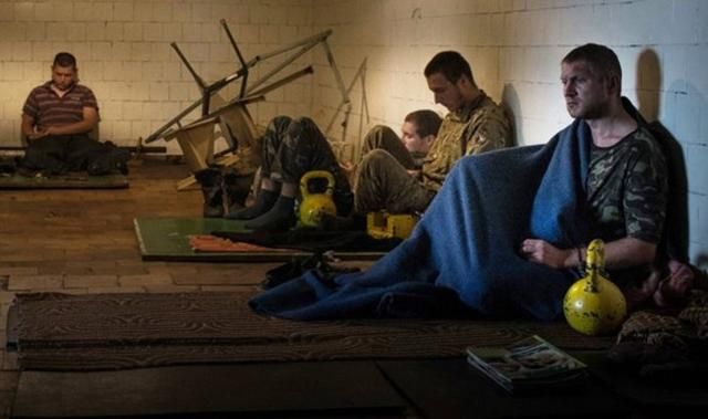 В полоні бойовиків Донбасу побільшало українських заручників В полоні бойовиків Донбасу побільшало українських заручників