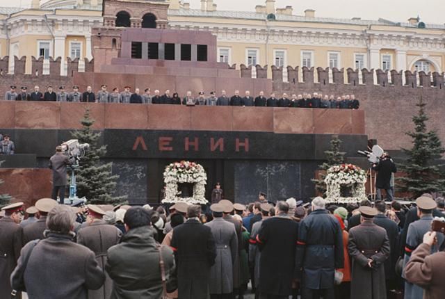 Бутик вместо Ленина: журналист предложил новое назначение для мавзолея