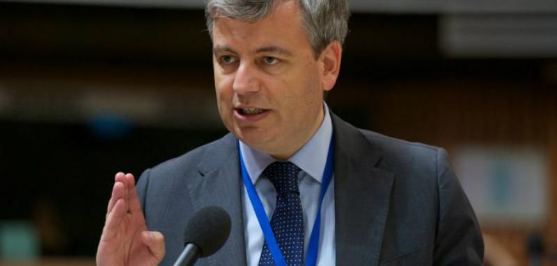 Доповідач по українському питанню також потрапив у "сирійський скандал" з Аграмунтом
Доповідач по українському питанню також потрапив у "сирійський скандал" з Аграмунтом