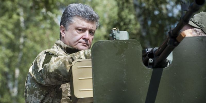 Порошенко сообщил, на что потратит конфискованные средства команды Януковича