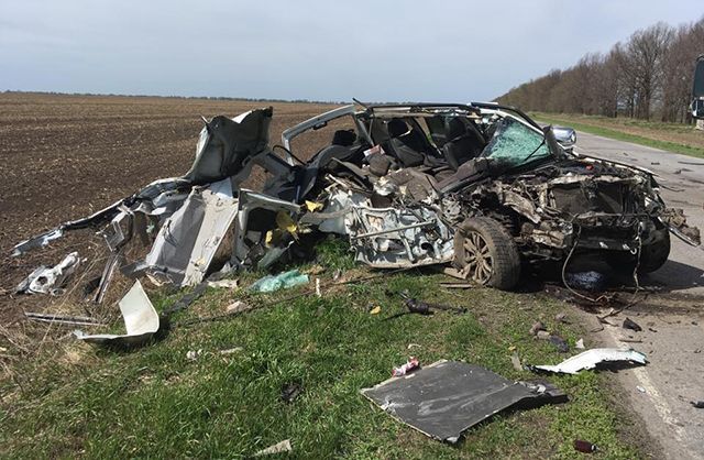 Украинский экс-министр попал в серьезное ДТП Украинский экс-министр попал в серьезное ДТП