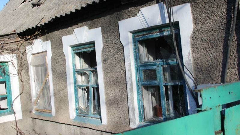 Багатостраждальна Авдіївка знову під обстрілами: з’явились тривожні фото та відео Багатостраждальна Авдіївка знову під обстрілами: з’явились тривожні фото та відео