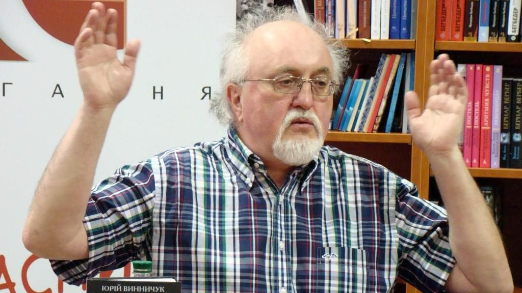 Відомий письменник пригадав скандальні заяви Олійника щодо декомунізації, Бандери та війни Відомий письменник пригадав скандальні заяви Олійника щодо декомунізації, Бандери та війни