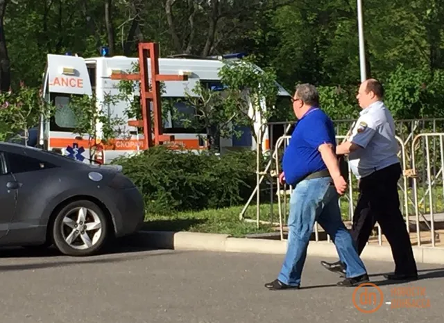 Мартинов, охорона, Луганськ, Донбас Мартинов, охорона, Луганськ, Донбас