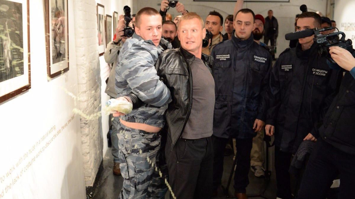 Відомий журналіст адресував пекельне побажання нападнику на Навального 
