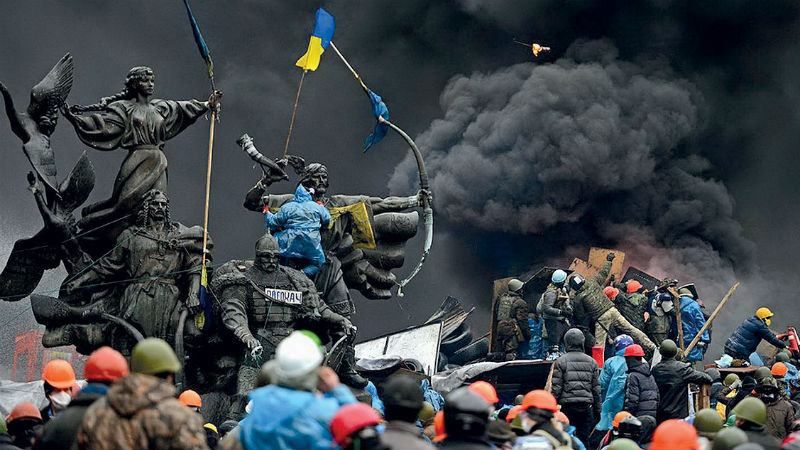У Києві поглумилися над пам'ятником Героям Небесної сотні: опубліковано фото  