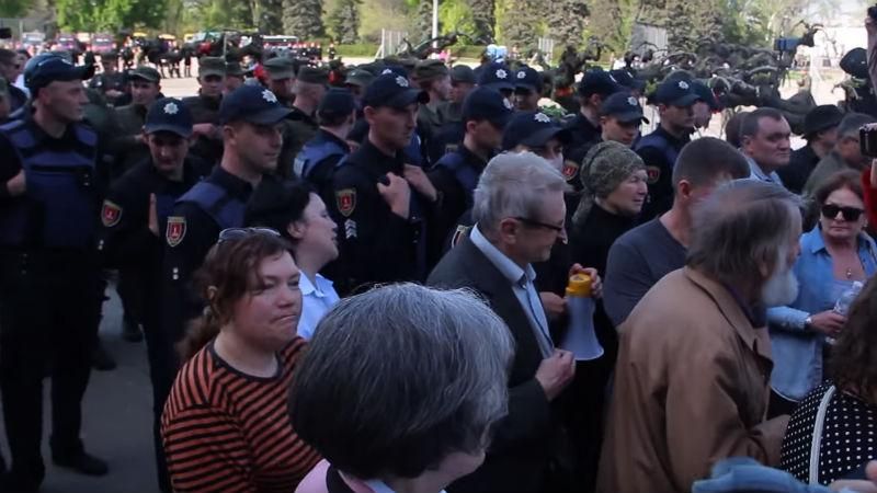 В Одесі на річницю трагедії скандували відому кричалку про Путіна: з'явилось відео В Одесі на річницю трагедії скандували відому кричалку про Путіна: з'явилось відео