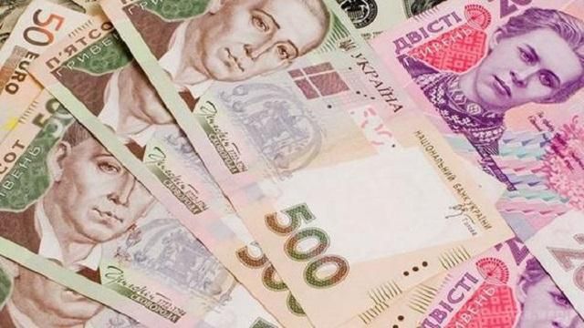 Аналітик розповів, як травневі свята вплинули на гривню Аналітик розповів, як травневі свята вплинули на гривню