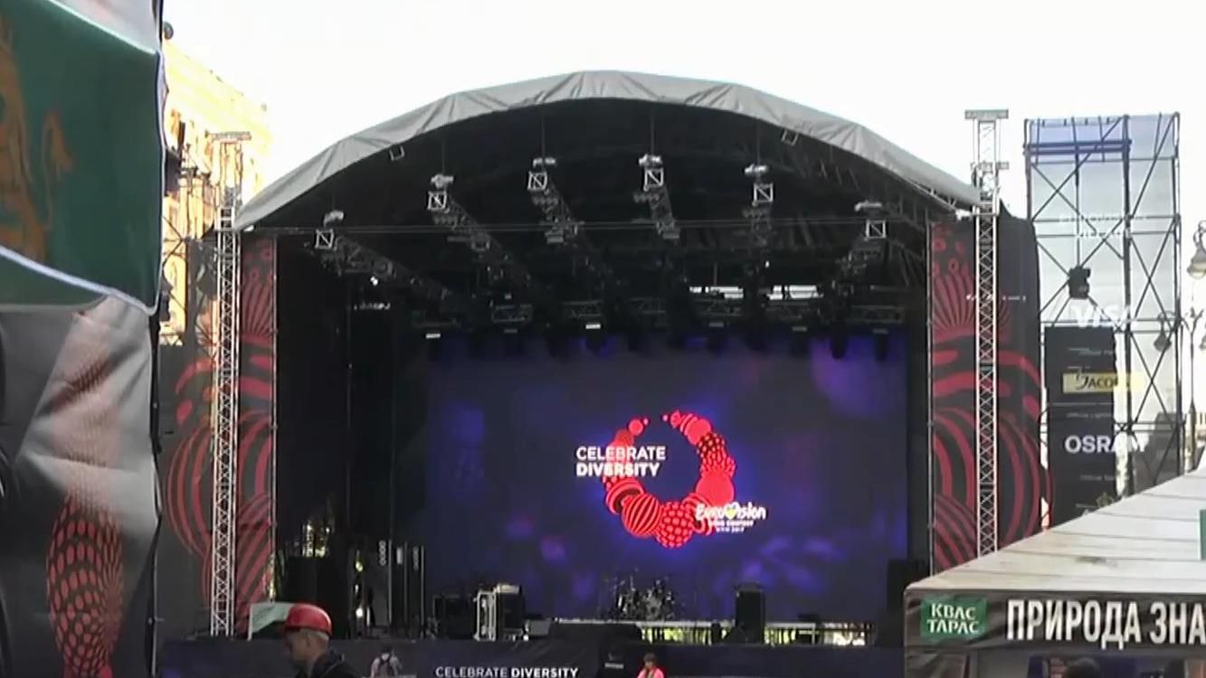 Як виглядає головна фан-зона Євробачення: останні приготування Як виглядає головна фан-зона Євробачення: останні приготування