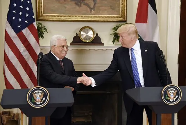 Дональд Трамп зустрівся з Махмудом Аббасом