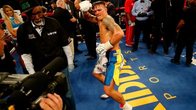 Український чемпіон очолив рейтинг боксерів у важкій вазі