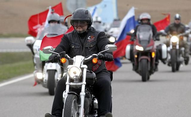 В Україну не впустили російського байкера: виявлено підозрілу знахідку