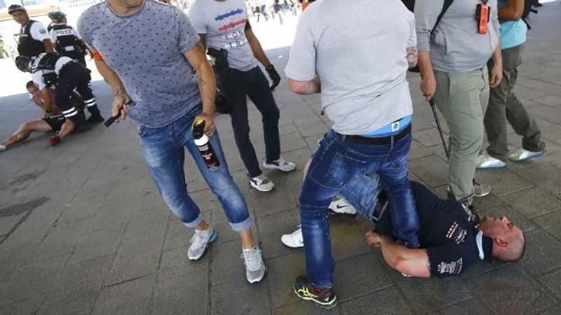 Українців жорстоко побили та зневажили у Польщі через їхню національність Українців жорстоко побили та зневажили у Польщі через їхню національність