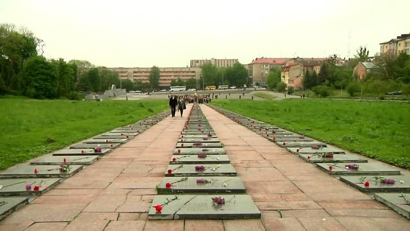 В поліції закликали утриматись від провокацій у День пам'яті та примирення
В поліції закликали утриматись від провокацій у День пам'яті та примирення