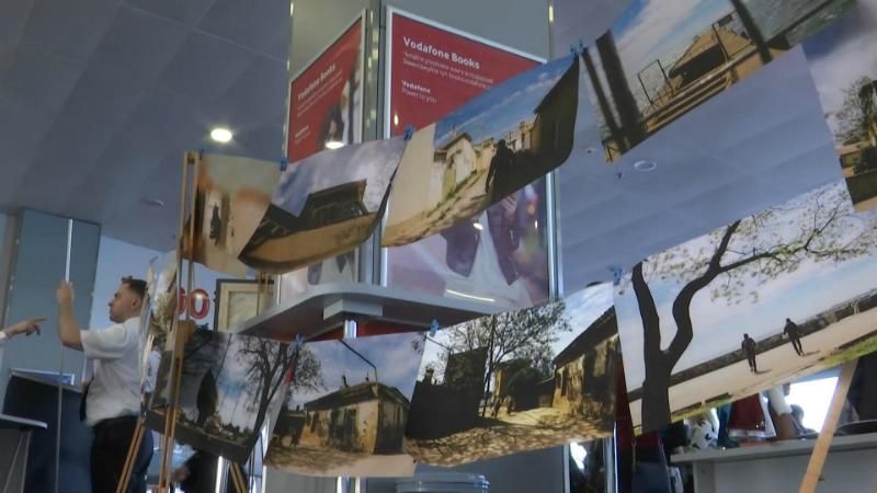 Тиждень Євробачення: кримські татари виступили в аеропорту "Бориспіль"
Тиждень Євробачення: кримські татари виступили в аеропорту "Бориспіль"