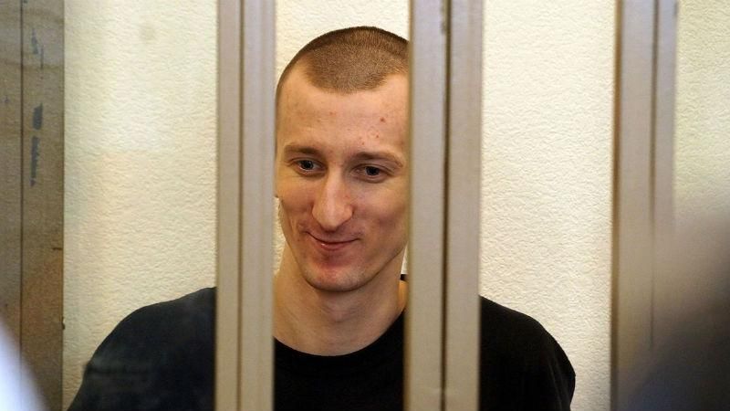 Жадан помог крымскому политзаключенному Кольченко встретиться с матерью Жадан помог крымскому политзаключенному Кольченко встретиться с матерью