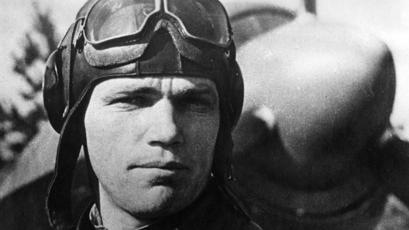 Іван Кожедуб – героїчний пілот, який перетворив свою мрію на покликання