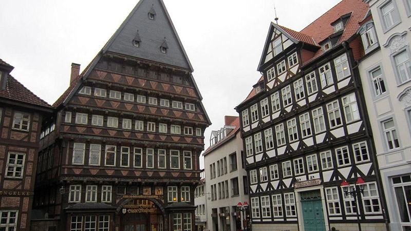 У Німеччині евакуювали 50 тисяч людей через бомби часів Другої світової війни У Німеччині евакуювали 50 тисяч людей через бомби часів Другої світової війни