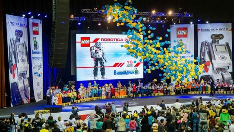 У Києві стартував фестиваль з робототехніки 