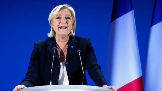 Выборы во Франции: Ле Пен позвонила Макрону сразу после объявления результатов