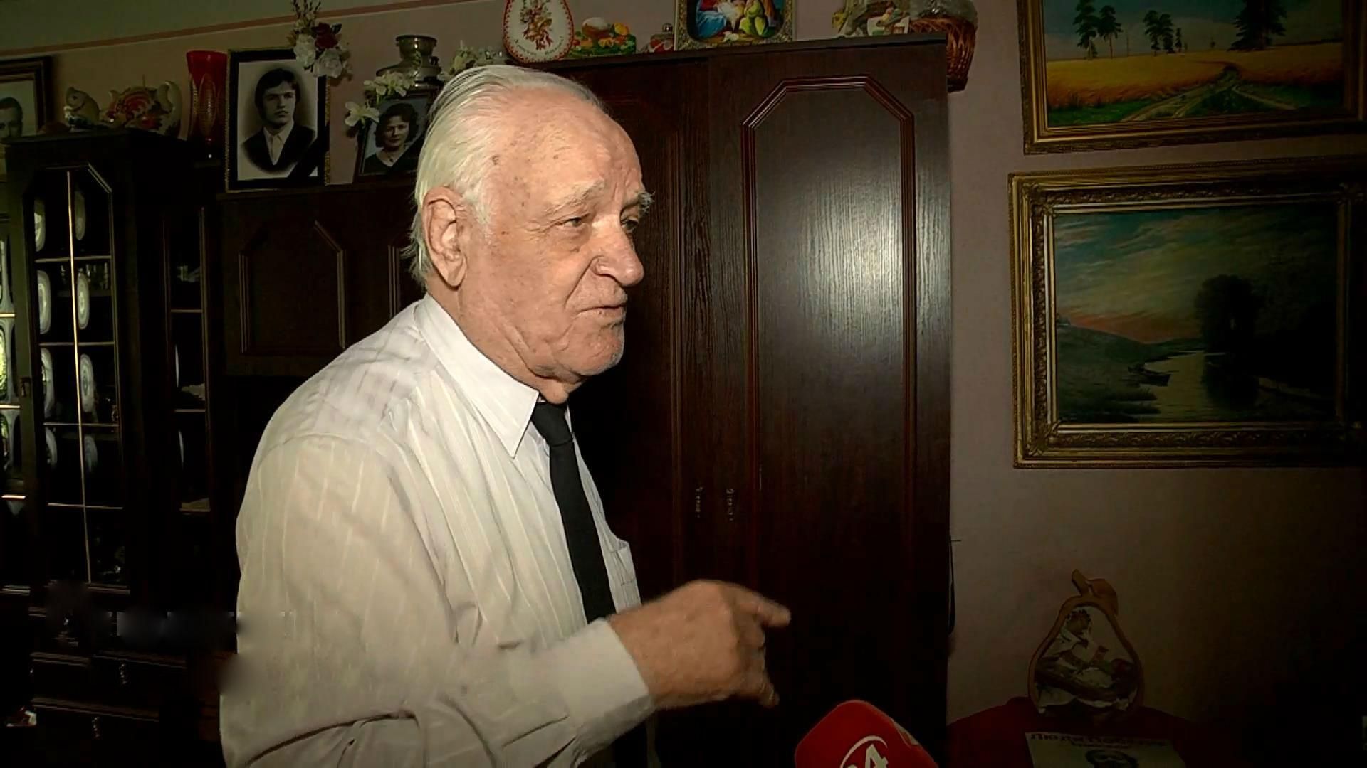 Ветеран, который всю жизнь отдал армии, поделился воспоминаниями о войне Ветеран, который всю жизнь отдал армии, поделился воспоминаниями о войне