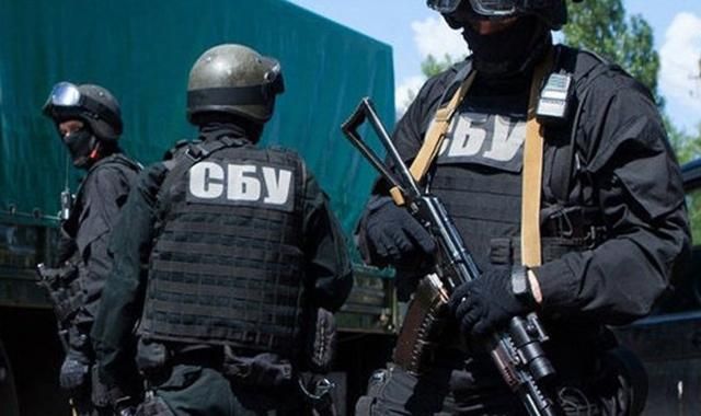 СБУ спіймала військового-зрадника на кордоні з Кримом СБУ спіймала військового-зрадника на кордоні з Кримом