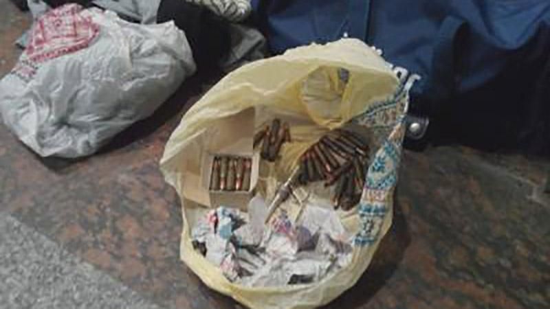 Сумку с боеприпасами нашли на вокзале во Львове