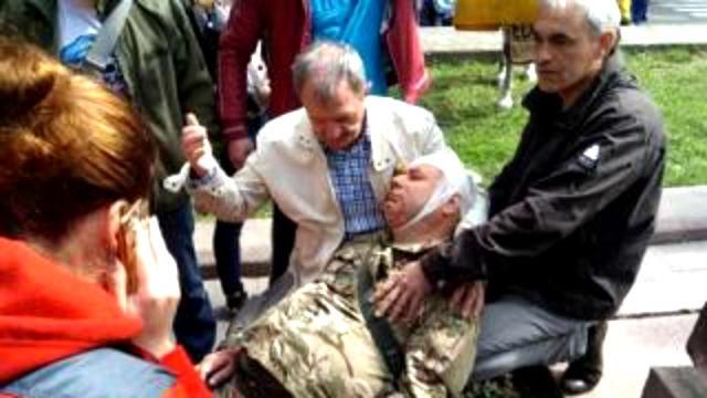 Столкновения в Днепре: серьезно избили ветеранов АТО Столкновения в Днепре: серьезно избили ветеранов АТО