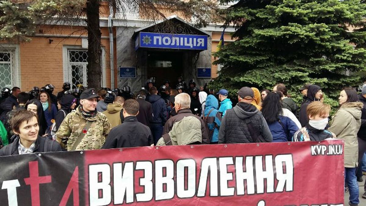 В батальйоні ОУН кажуть про багатьох побитих побратимів після сутичок з поліцією в Києві