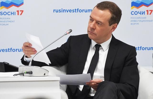 Російський школяр написав гнівного листа Медведєву Російський школяр написав гнівного листа Медведєву