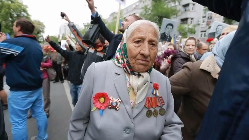 Что такое российская организация "Бессмертный полк" и что она делает в Украине
Что такое российская организация "Бессмертный полк" и что она делает в Украине